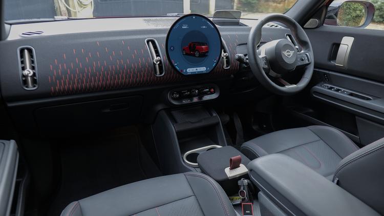 MINI COUNTRYMAN ELECTRIC HATCHBACK 230kW SE Sport [Level 2] ALL4 66kWh 5dr Auto